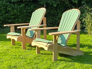 2 Classic Adirondacks Chairs mit Polster