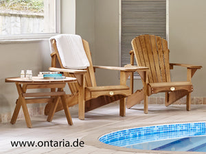 Adirondack Chairs mit Tisch
