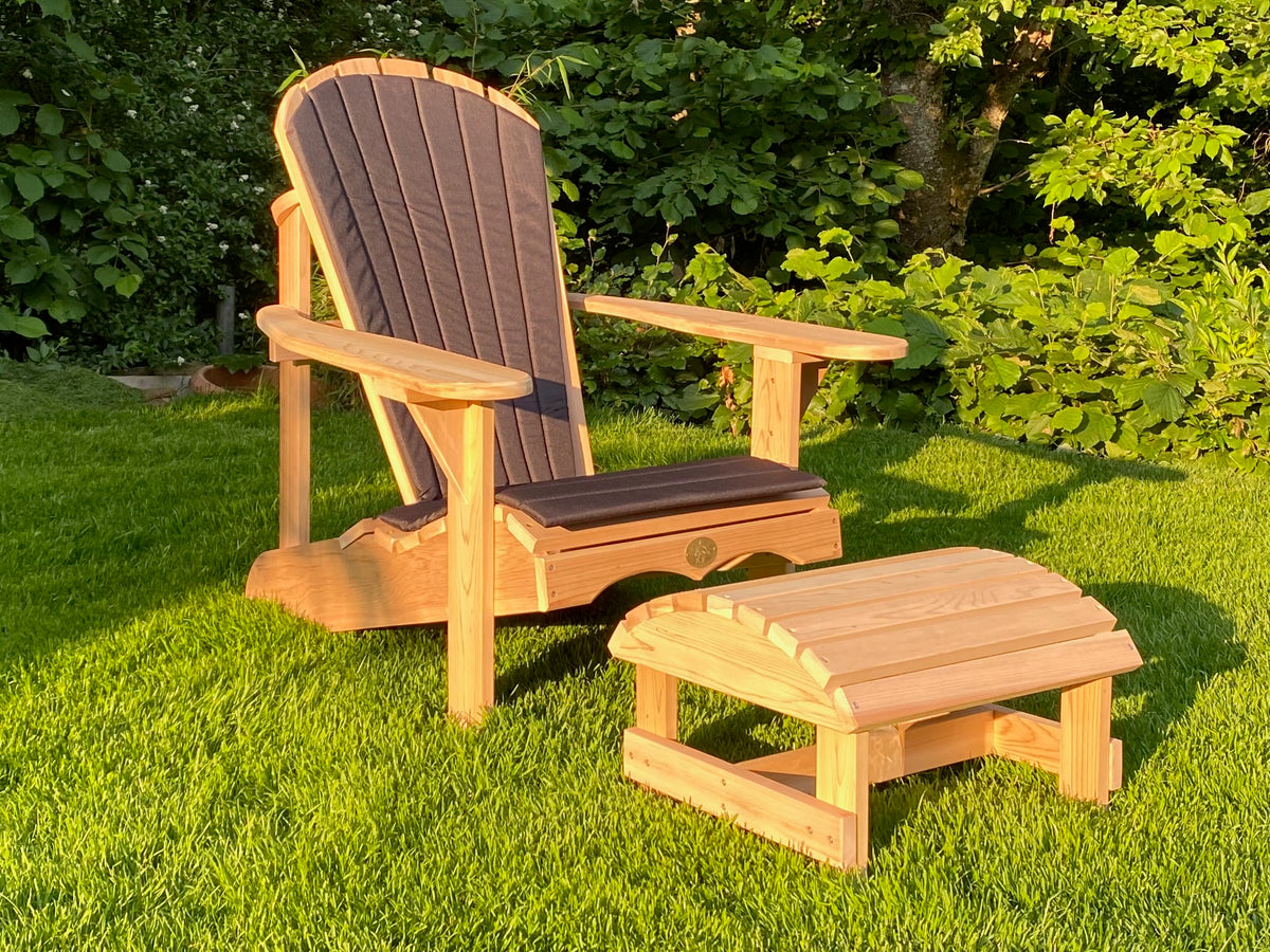1 Classic Adirondack Chair mit Schemel & Polster