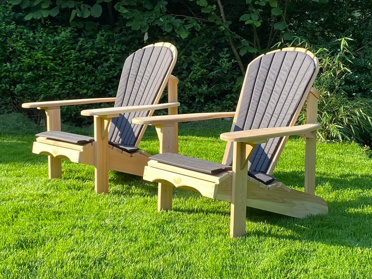 2 Classic Adirondacks Chairs mit Polster